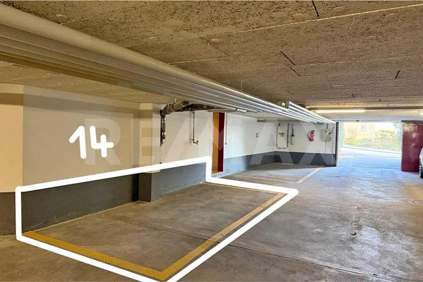 Tiefgaragenplatz in Zürich-Höngg - Foto 1 von 7