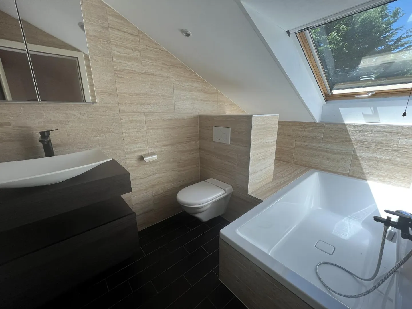 MAGNIFICENT PENTHOUSE, WITH CHARM - Photo 8 of 13