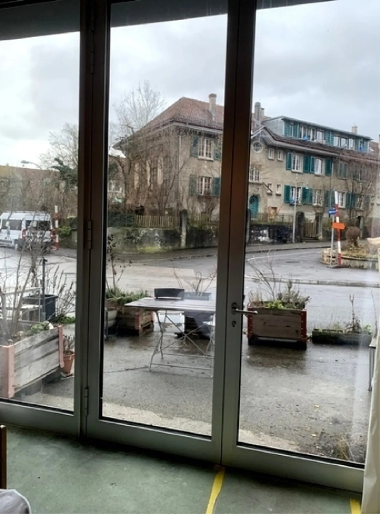 3 STANZE-LOFT A BERN - AUSSERHOLLIGEN, ARREDATO, TEMPORANEO - Foto 9 di 10