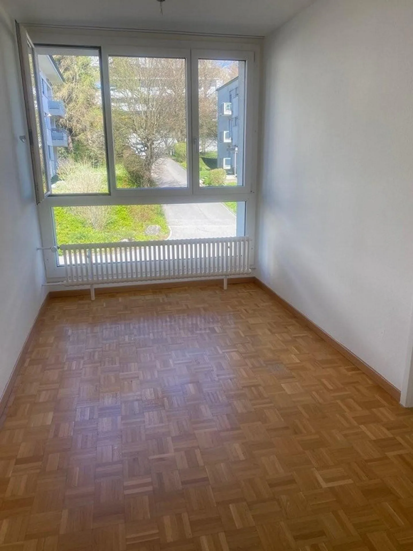 Helles Apartment mit Balkon - Foto 4 von 7