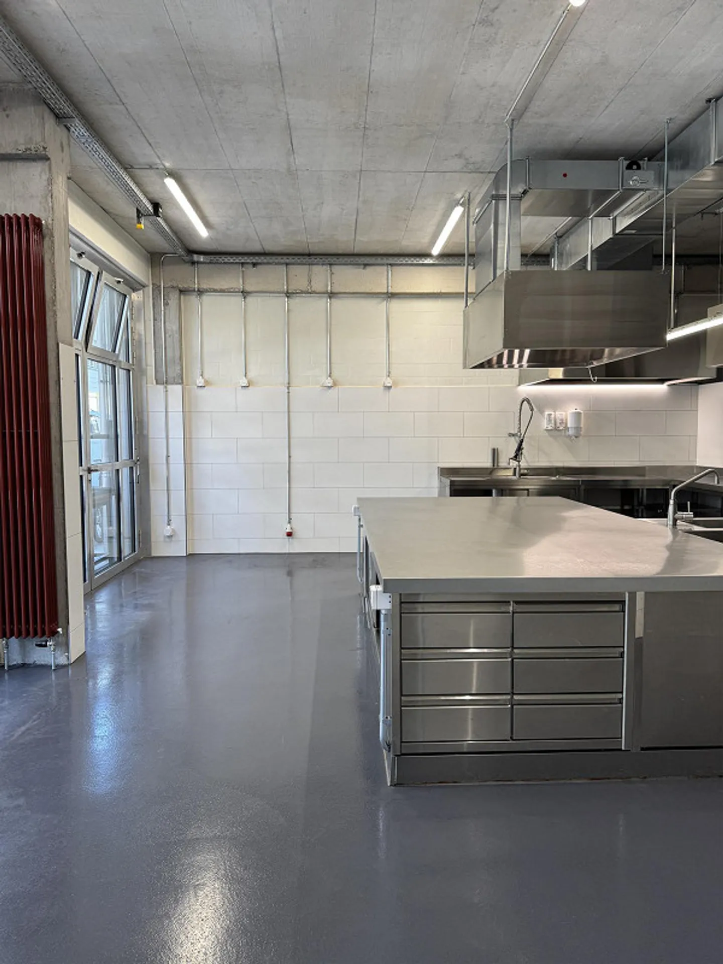 Ready-to-use Gastro Area in New Building - Photo 6 of 13