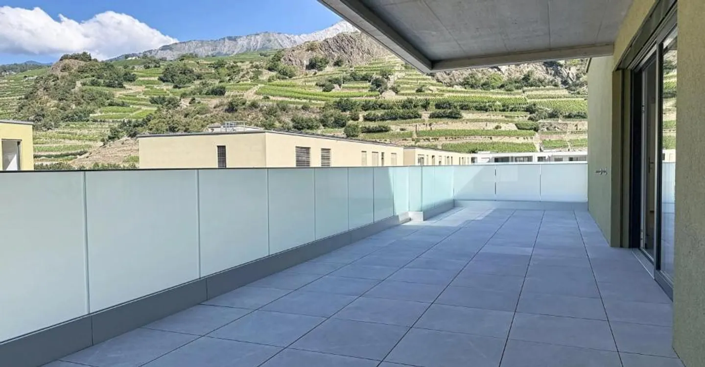 Appartamento luminoso con terrazza - Foto 8 di 10