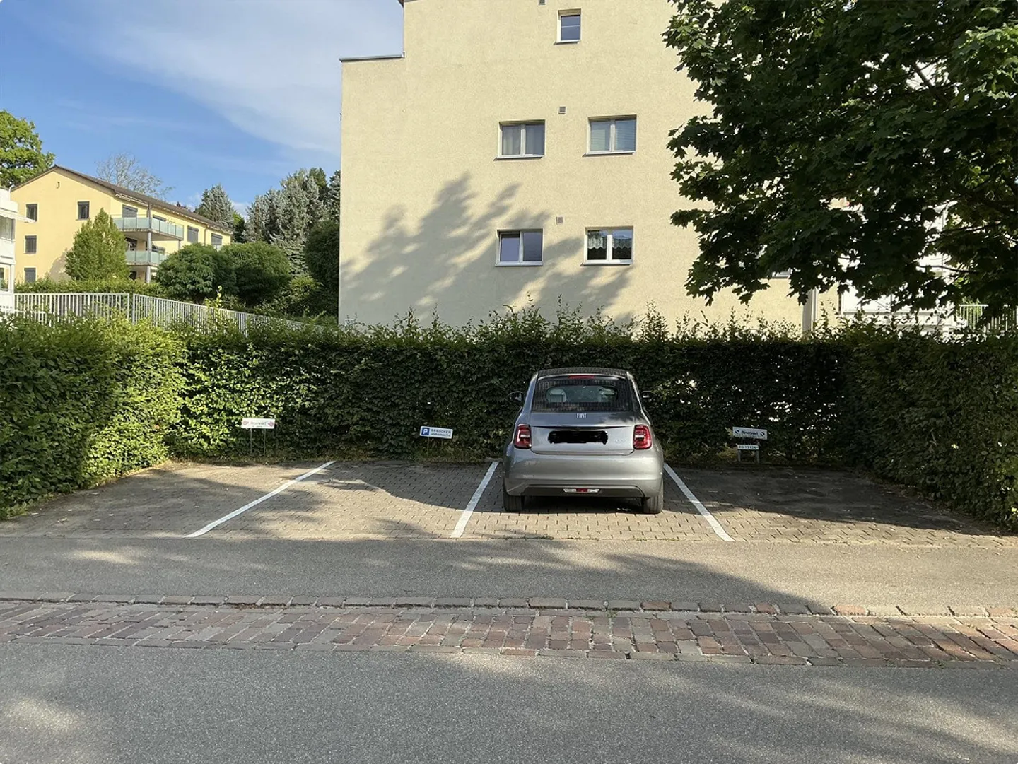 Luminoso appartamento di 4,5 stanze con balcone di 15 m² con vetratura - Foto 10 di 11