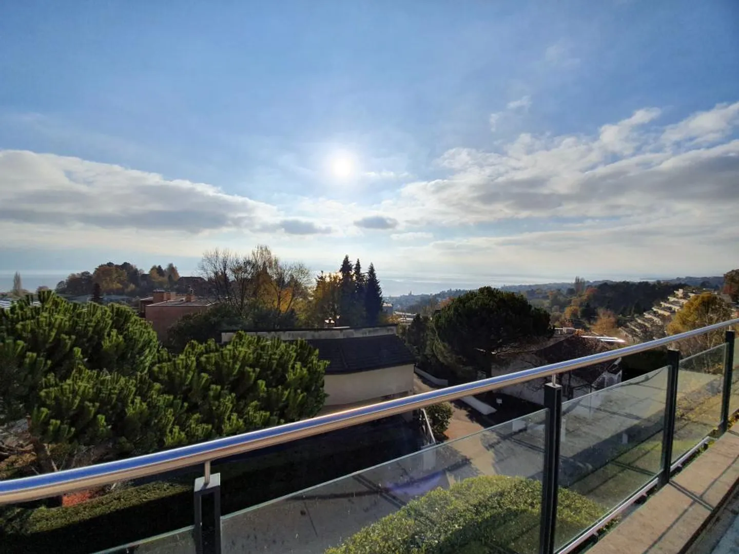In the Attic, with a magnificent view of the lake - Photo 1 of 7
