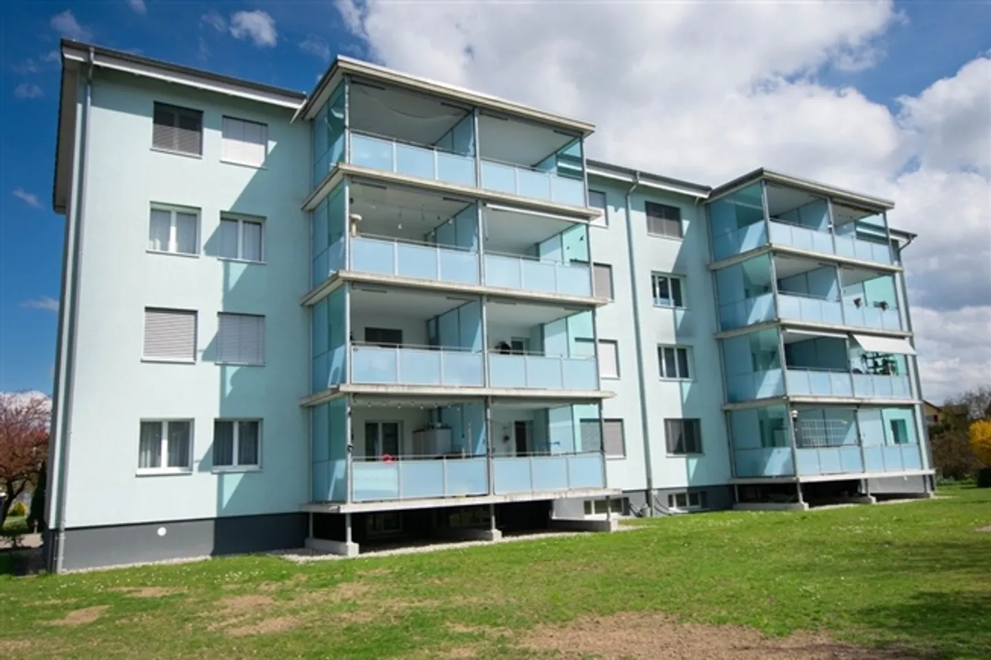 «Schöne 4-Zimmerwohnung im Hochparterre zu vermieten» - Foto 1 von 8