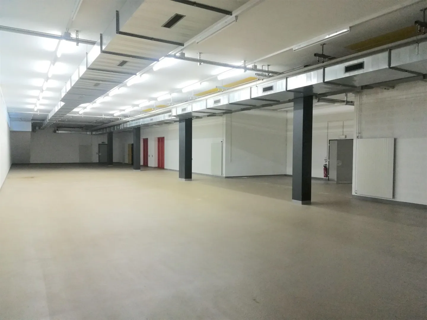 Commercial premises for rent in the heart of Lausanne - Photo 4 of 9