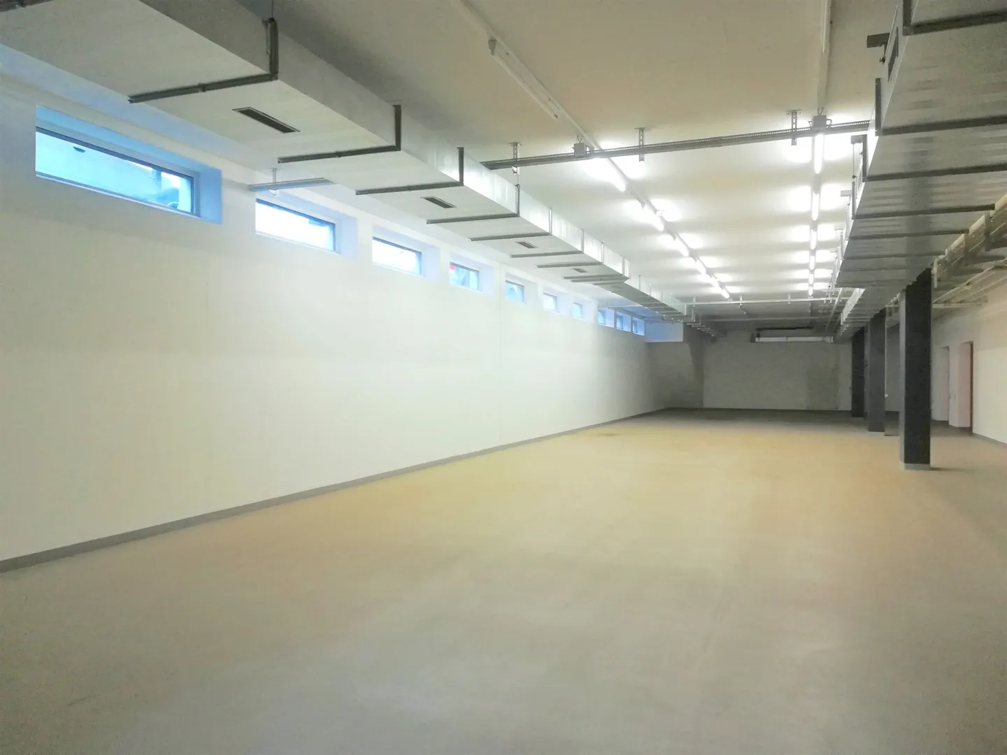 Commercial premises for rent in the heart of Lausanne - Photo 6 of 9