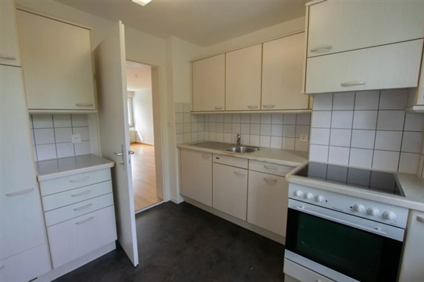 «Schöne 4-Zimmerwohnung im Hochparterre zu vermieten» - Foto 7 von 8