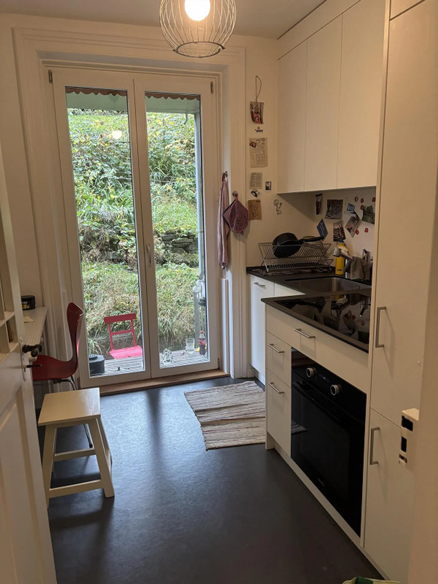 Appartamento tranquillo di 4 stanze al confine con la città vecchia - Foto 3 di 8