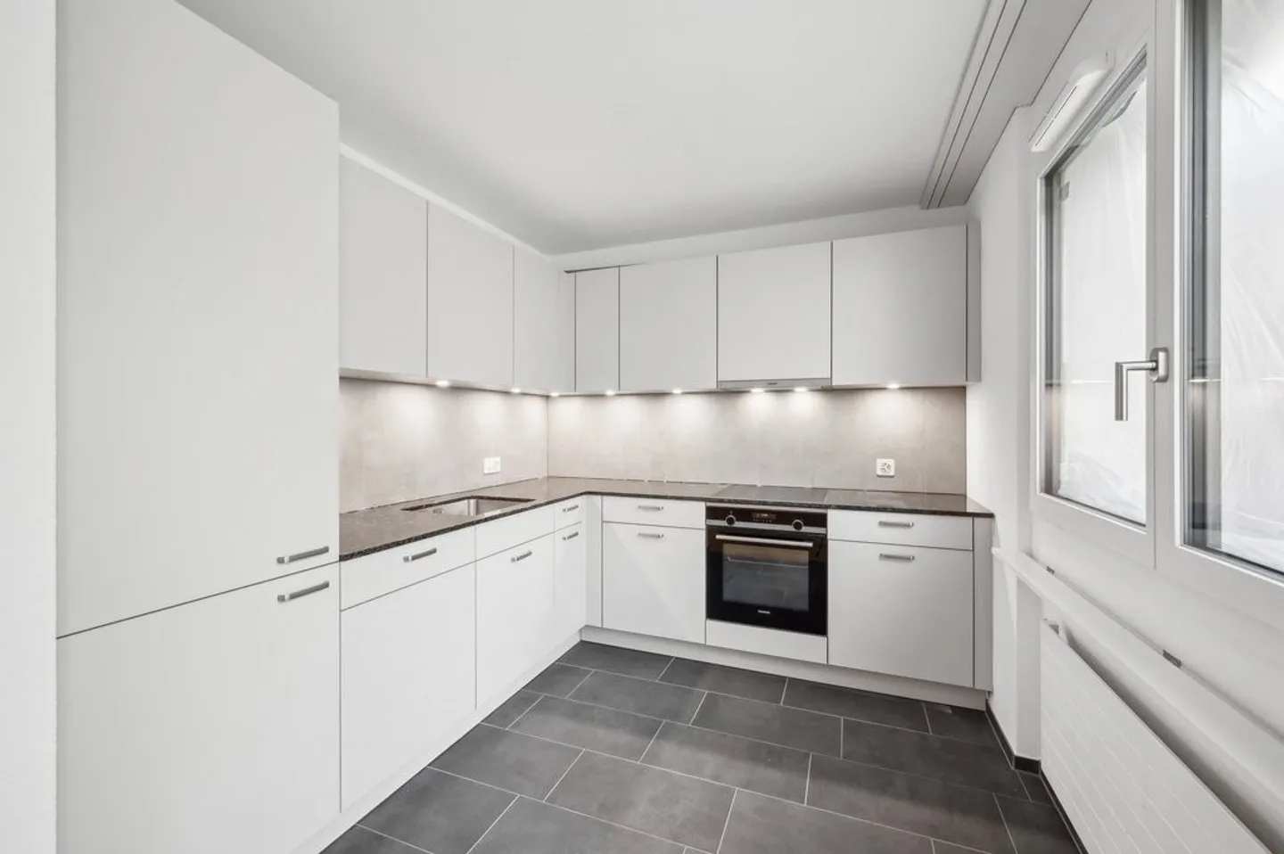 Appartamento ristrutturato - vicino al centro città - Foto 3 di 6