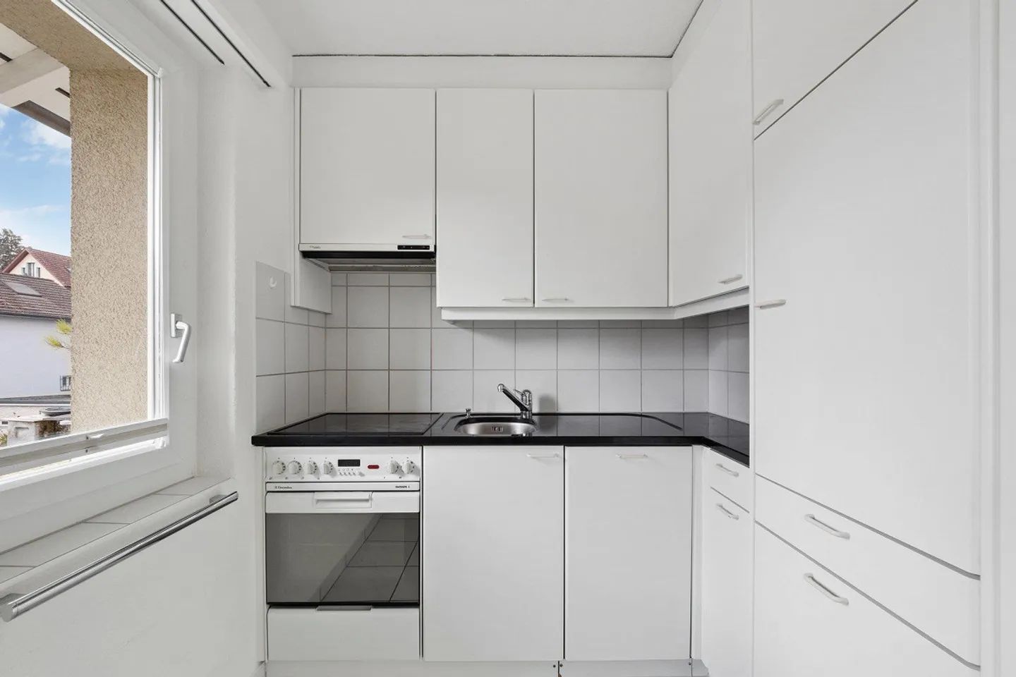 Appartamento 2 locali al 2° piano in affitto a 8048 Zurigo - Foto 2 di 7