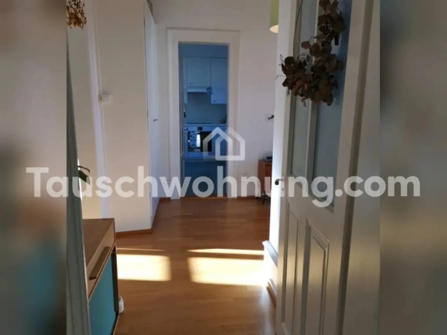 [APPARTAMENTO IN SCAMBIO] Edificio storico a Wiedikon contro equivalente con area esterna - Foto 2 di 15