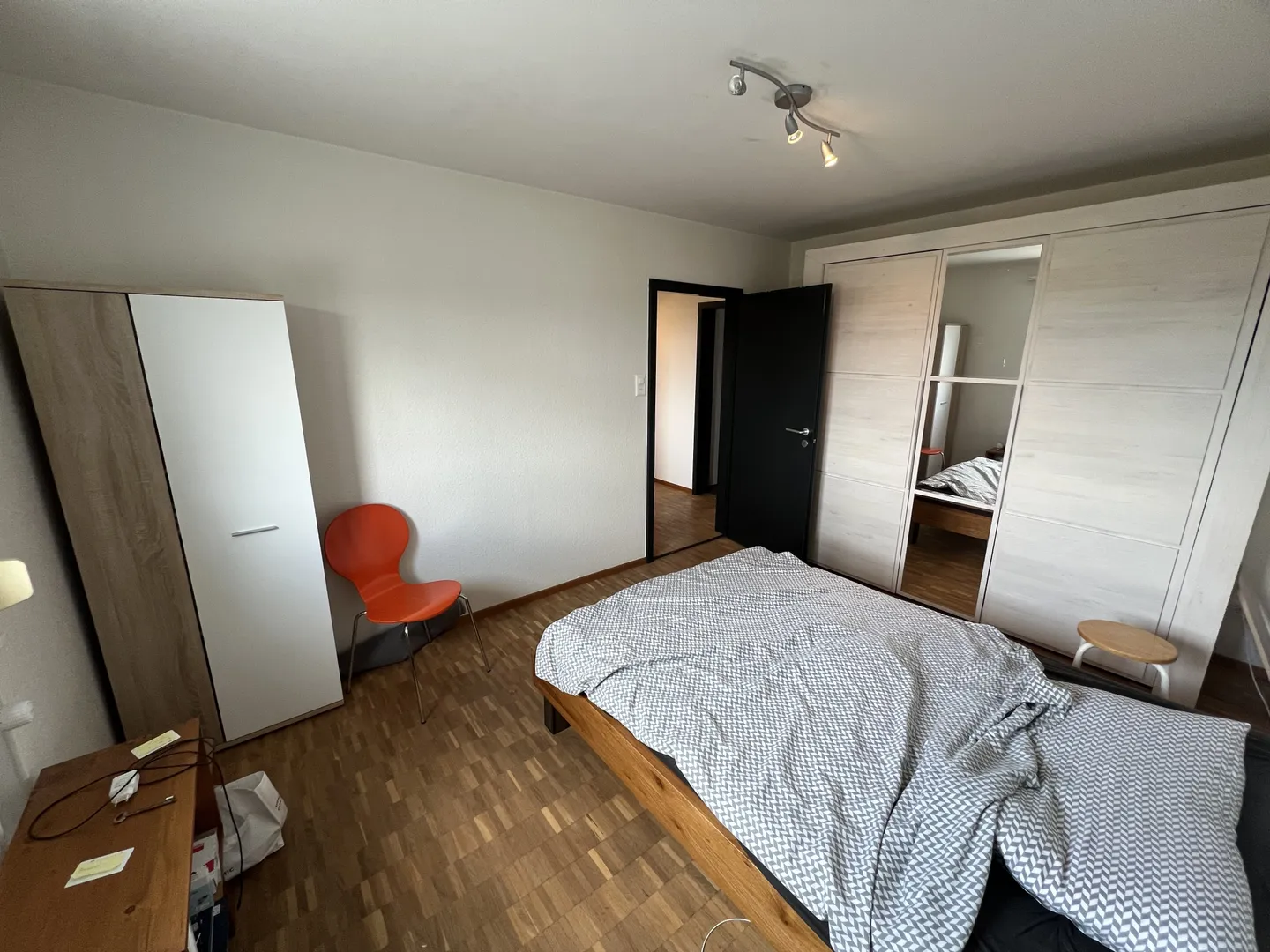 Charming 3.5-Room Apartment - Photo 5 of 12