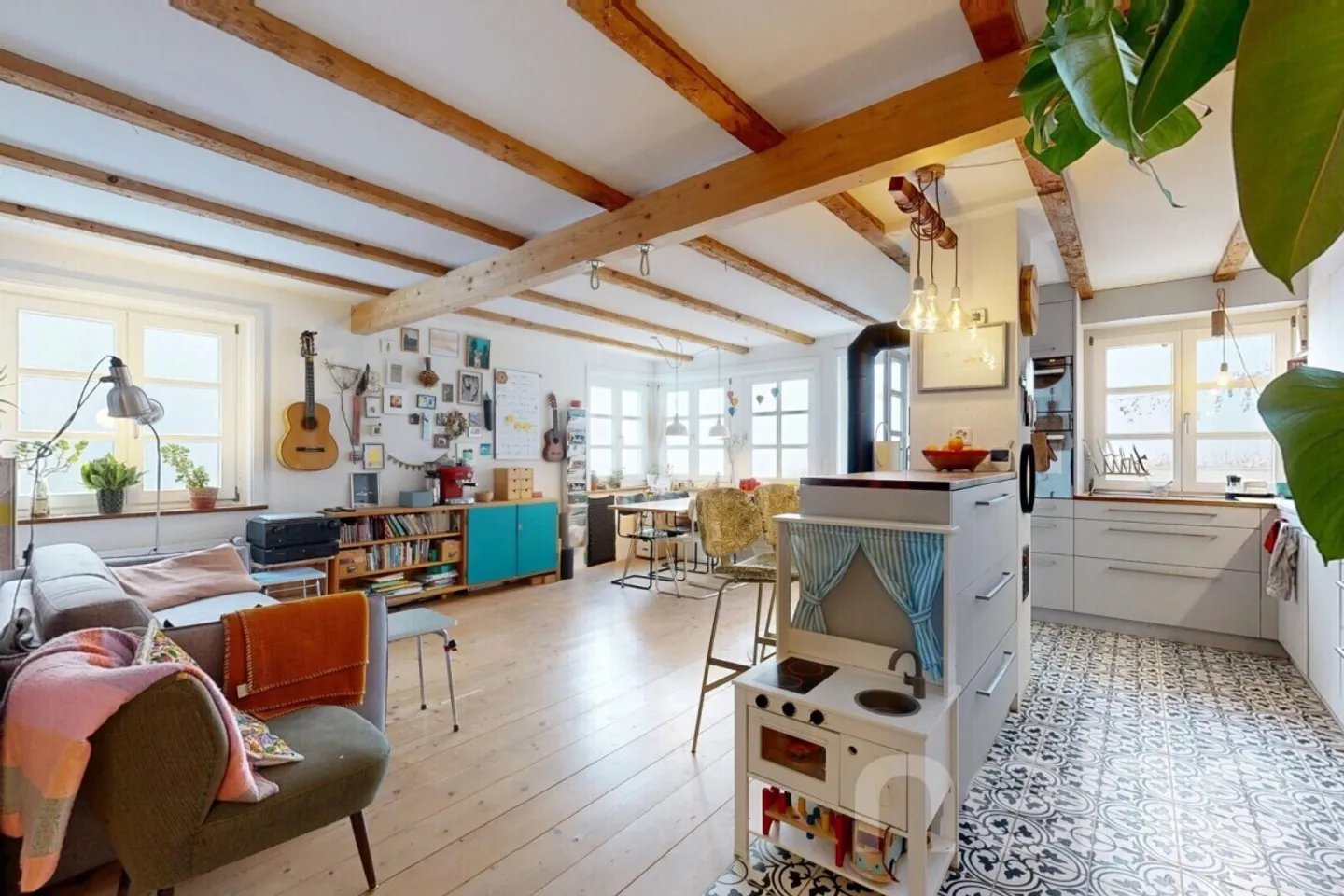 Casa unifamiliare indipendente per amanti della natura a Birmensdorf ZH - Foto 4 di 12