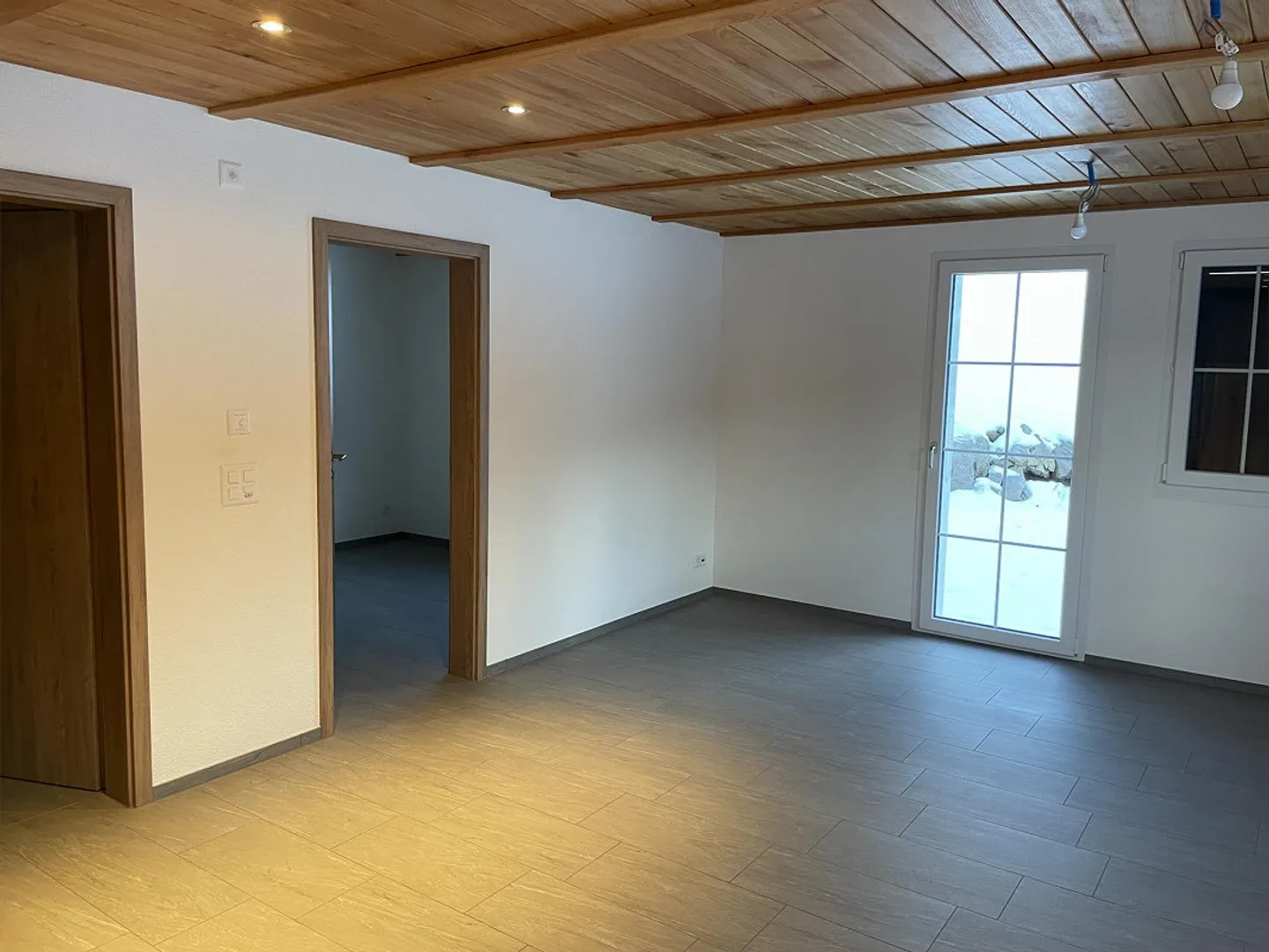 2.5 Zimmer Wohnung - Foto 1 von 8