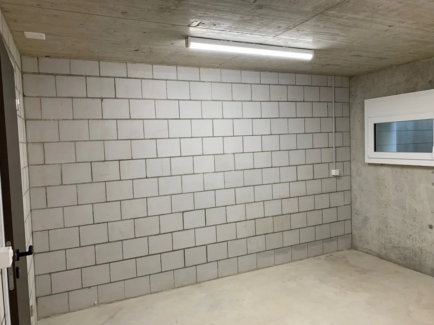 Flexible Space for Creative Projects - Photo 4 of 4