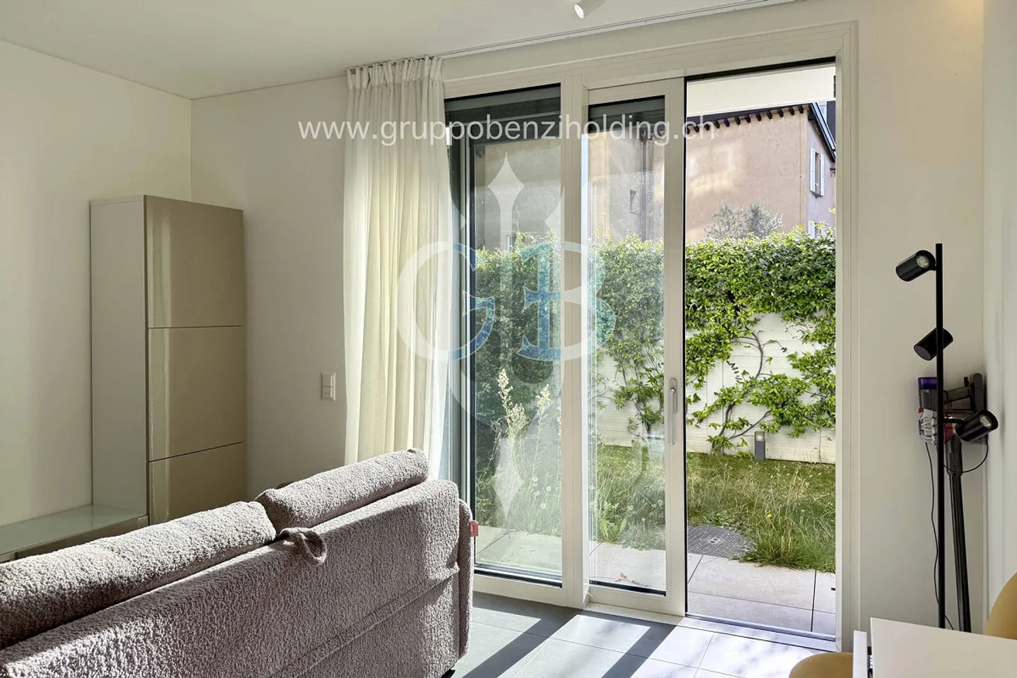 Modern Apartment with Garden - Photo 1 of 14