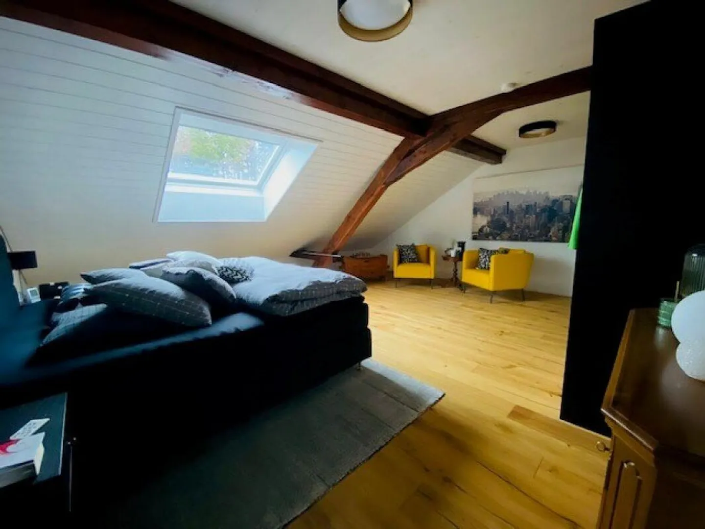 Spacious 3.5-room penthouse apartment - Photo 3 of 11