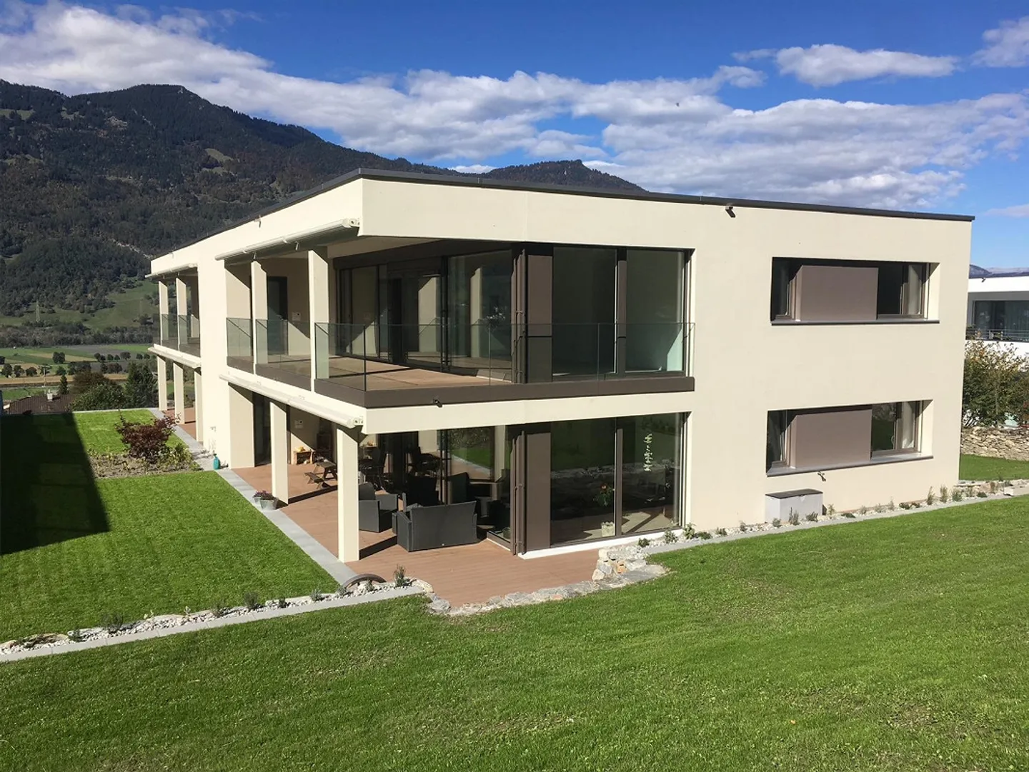Bellissimo appartamento di 4 1/2 stanze in affitto - Foto 1 di 12