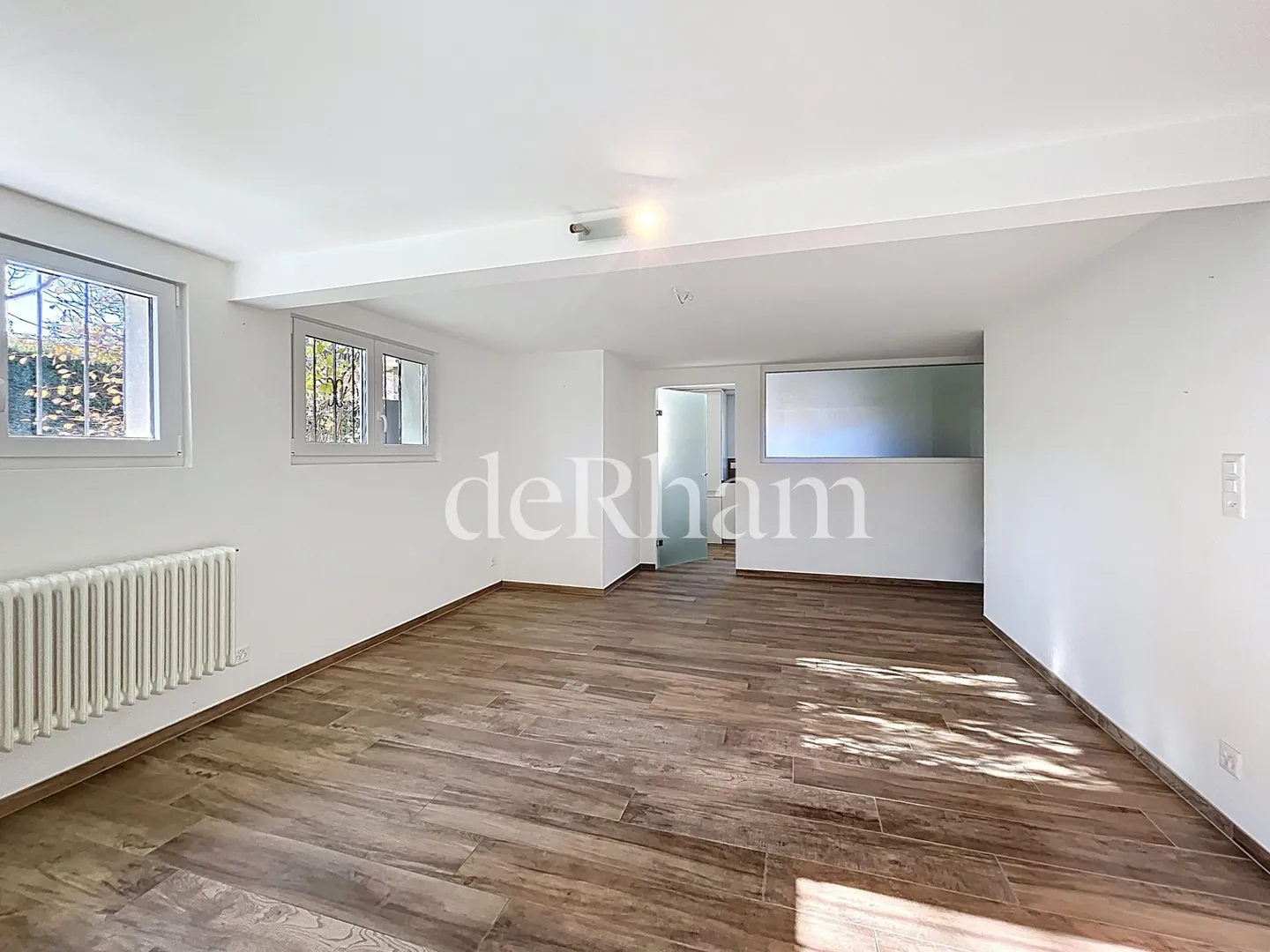 Spazio Commerciale con Ingresso Privato - Foto 3 di 6