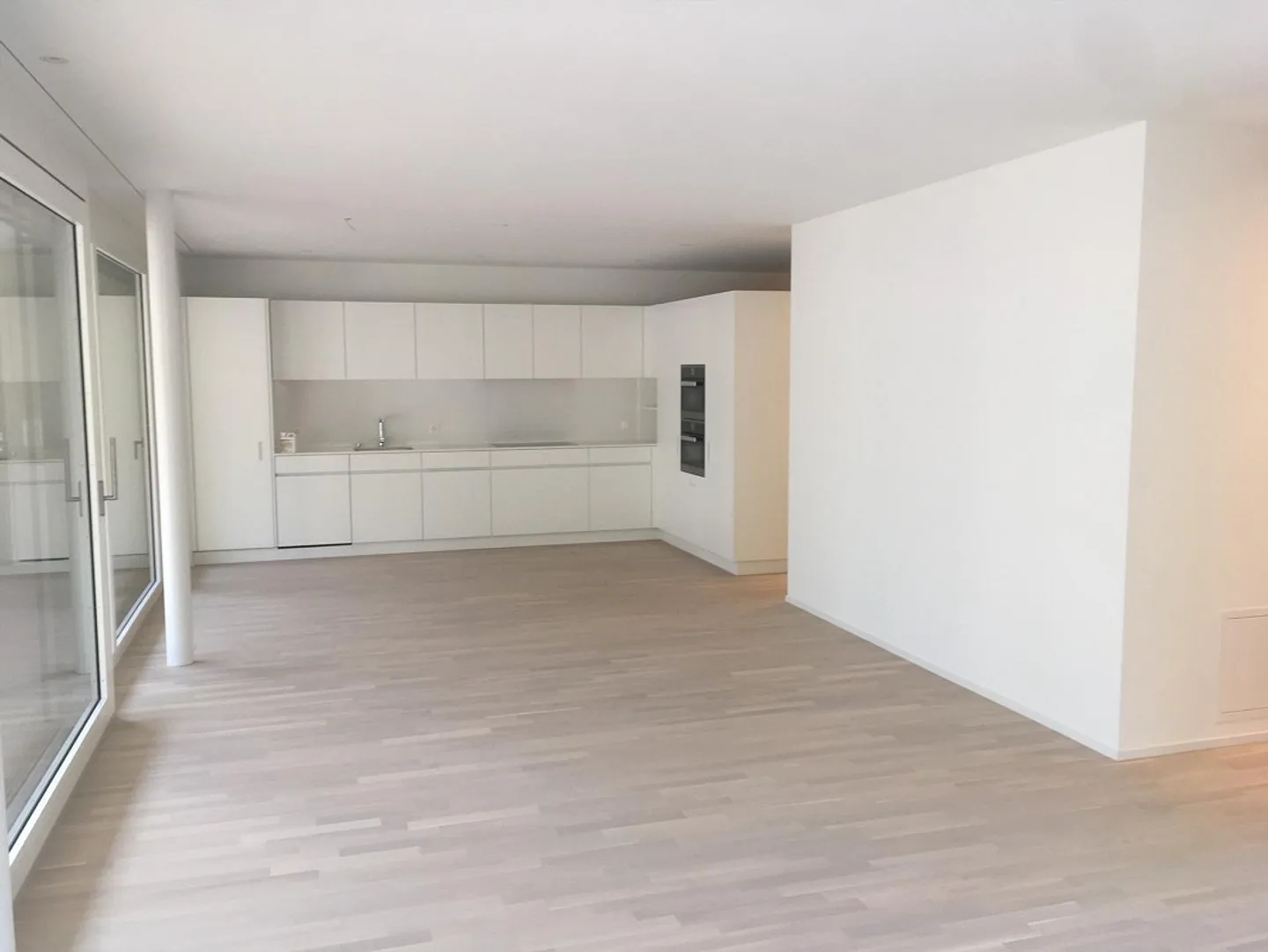 Bellissimo appartamento di 4 1/2 stanze in affitto - Foto 2 di 12