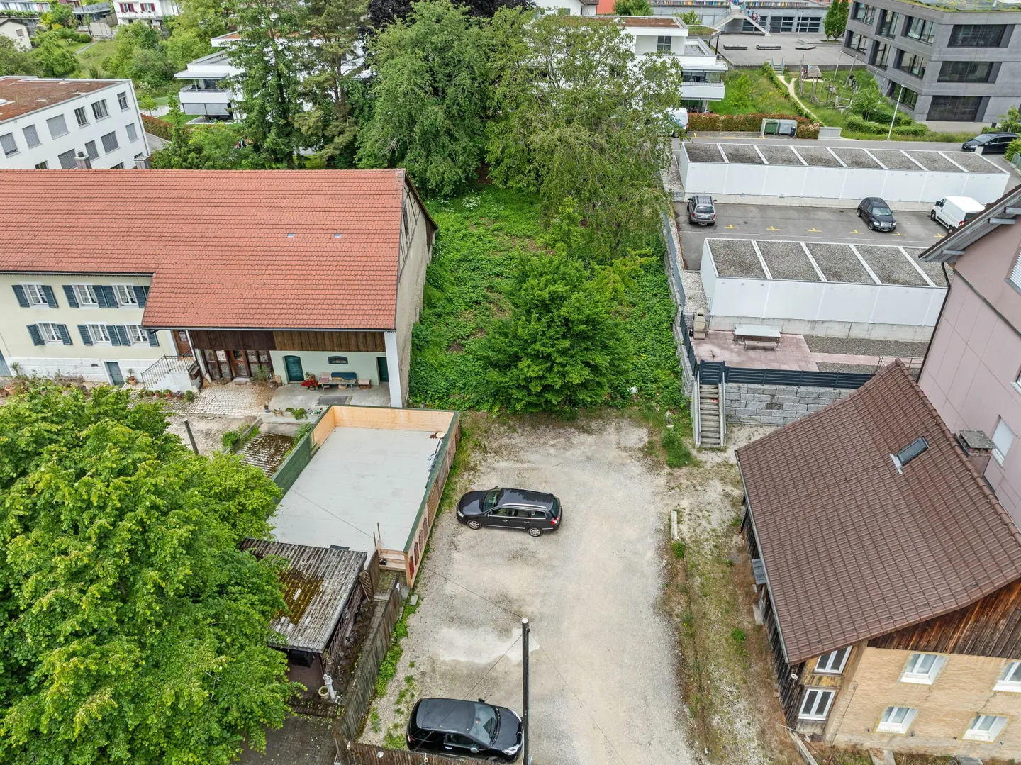 Terreno attraente con potenziale di sviluppo nel cuore di Oensingen - Foto 2 di 10