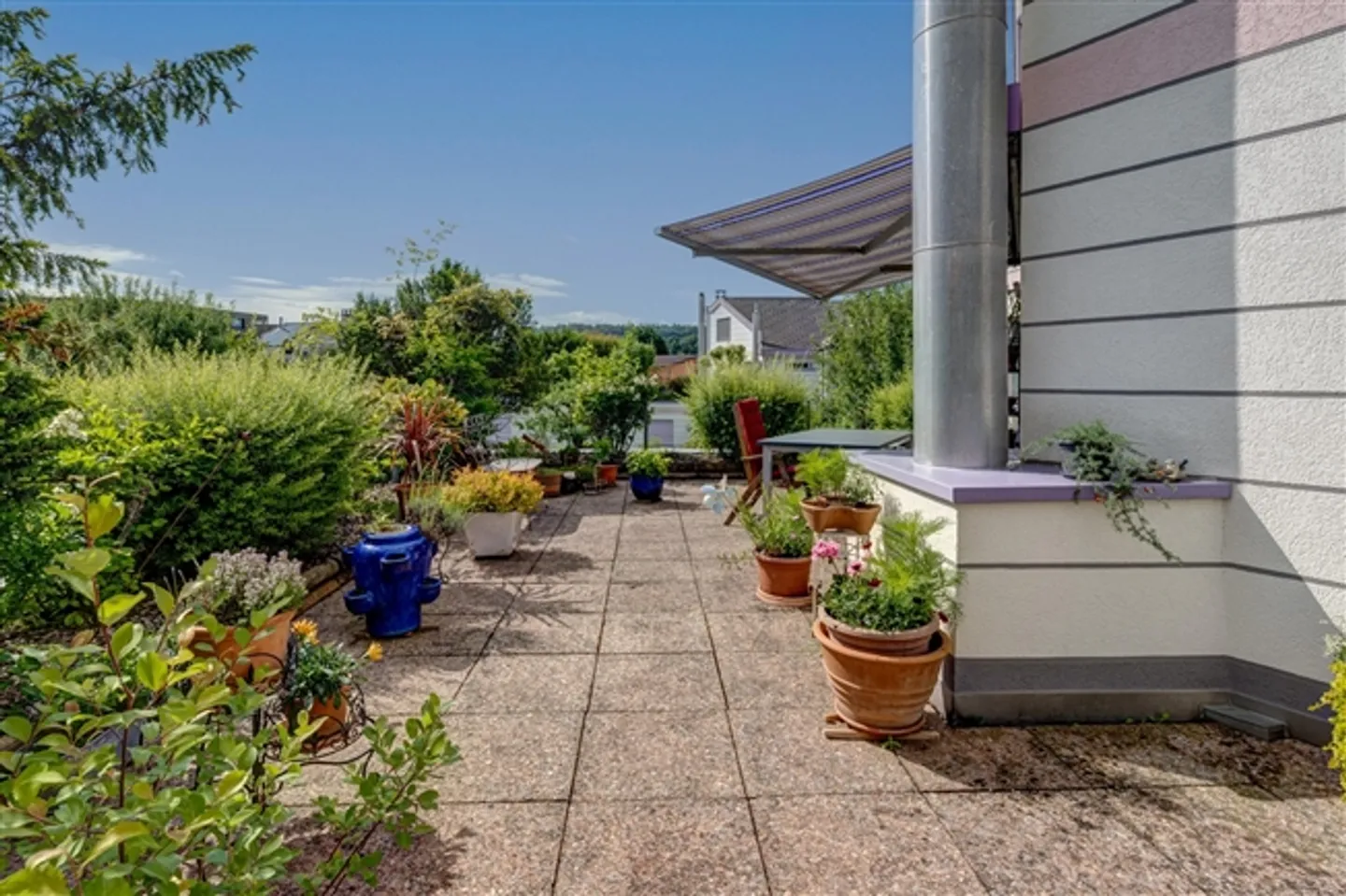 Welcome to this beautiful 5.5-room maisonette apartment in Matran - Photo 5 of 14