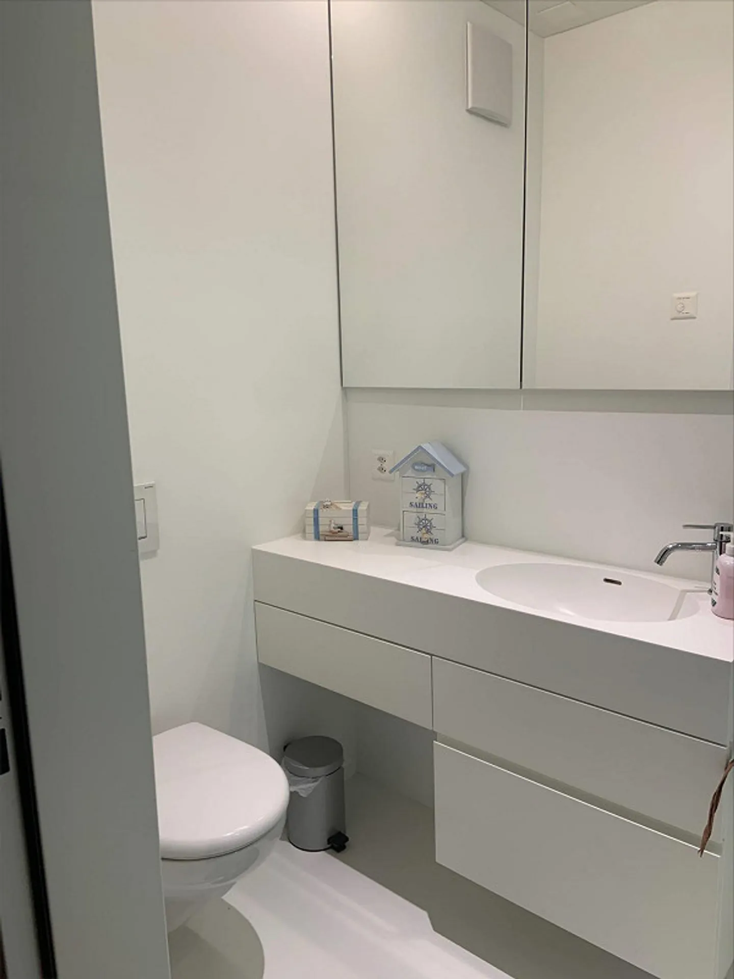 Bellissimo appartamento di 4 1/2 stanze in affitto - Foto 7 di 12