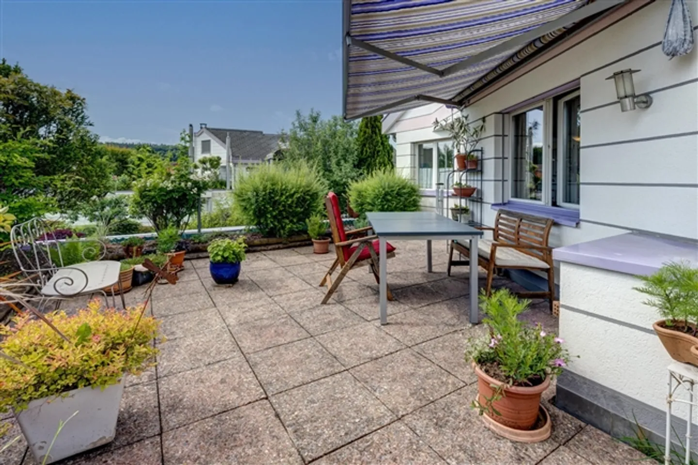 Welcome to this beautiful 5.5-room maisonette apartment in Matran - Photo 8 of 14