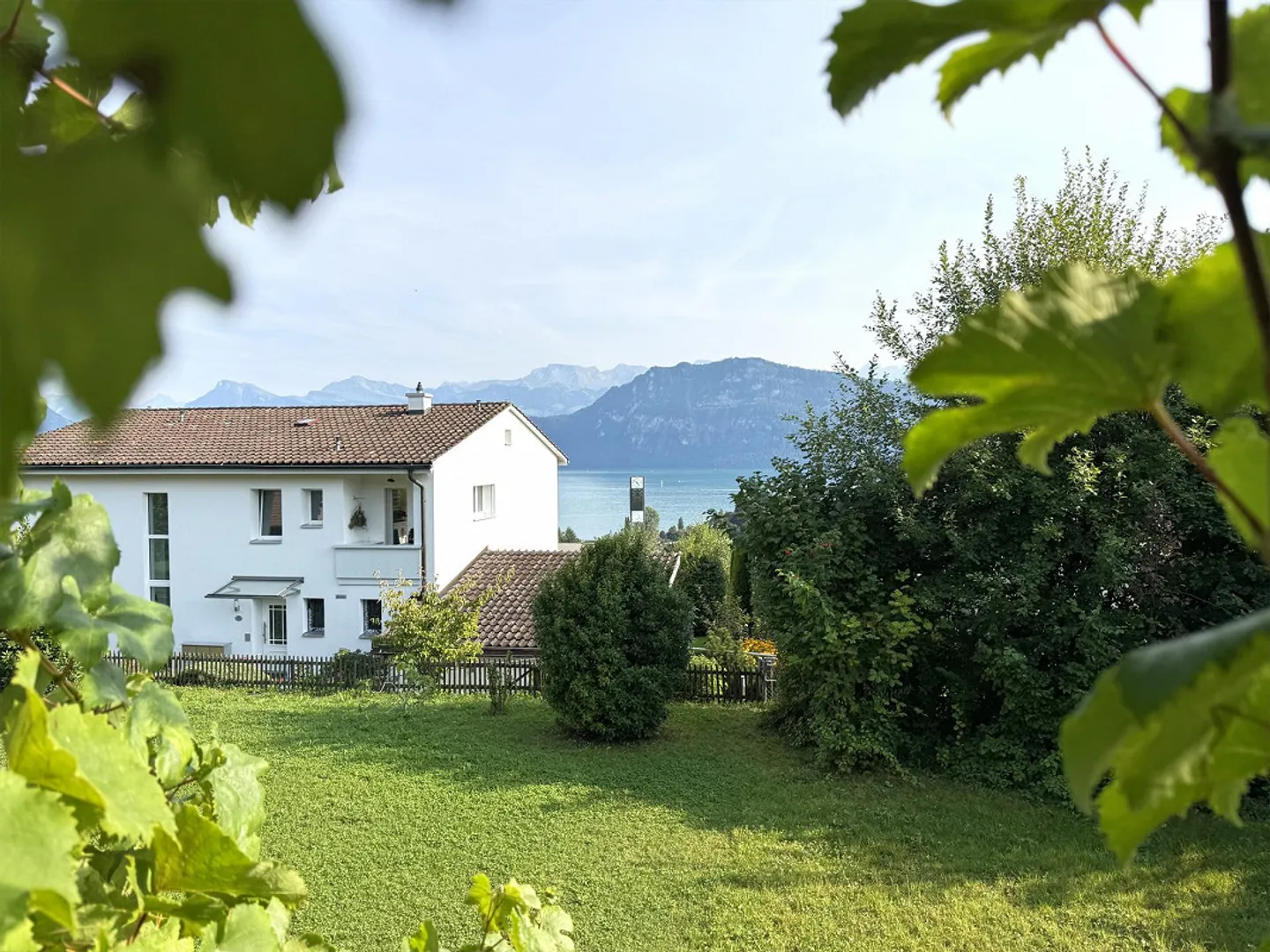 Affascinante casa a schiera di 5,5 stanze a Meggen - Foto 1 di 5