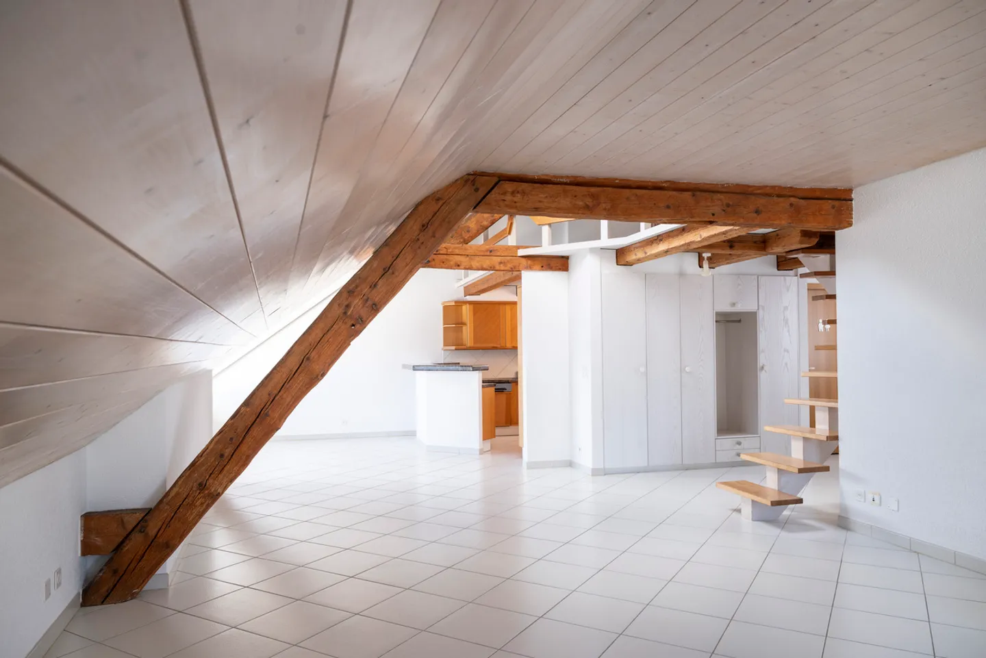 Charmantes Apartment mit Seeblick - Foto 2 von 21