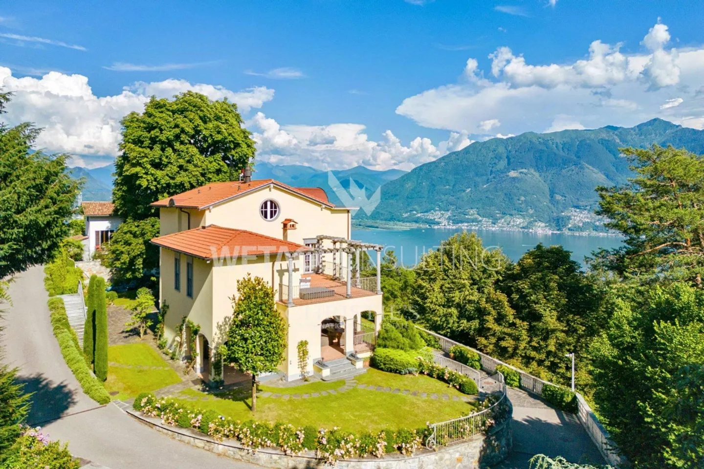 Grosszügige Villa mit Aussenpool & separatem Gästehaus zum Verkauf ... - Foto 13 di 13