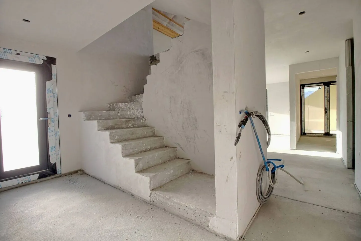 Villa splendide avec finitions personnalisées - Photo 11 sur 21