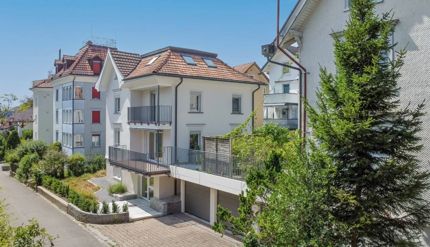 Einfamilienhaus Rotmonten mit Terrasse - Foto 2 von 11