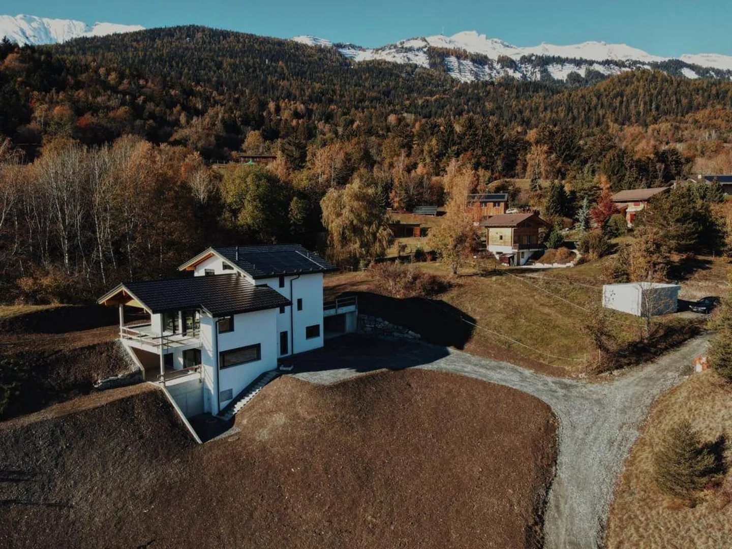 Villa splendide avec finitions personnalisées - Photo 20 sur 21