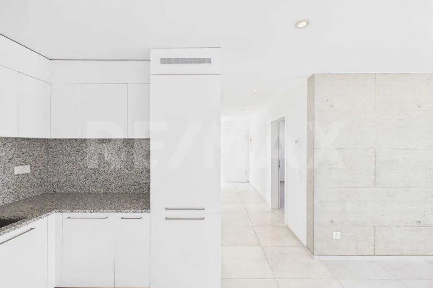 Modern Multi-Family Home - Photo 5 of 13