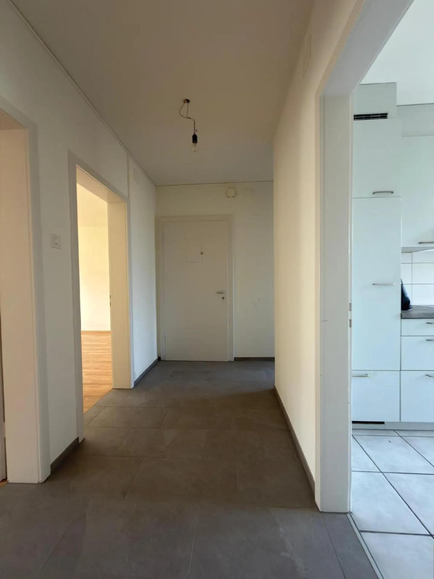 Appartement rénové dans un emplacement central à Bienne - Photo 7 sur 12