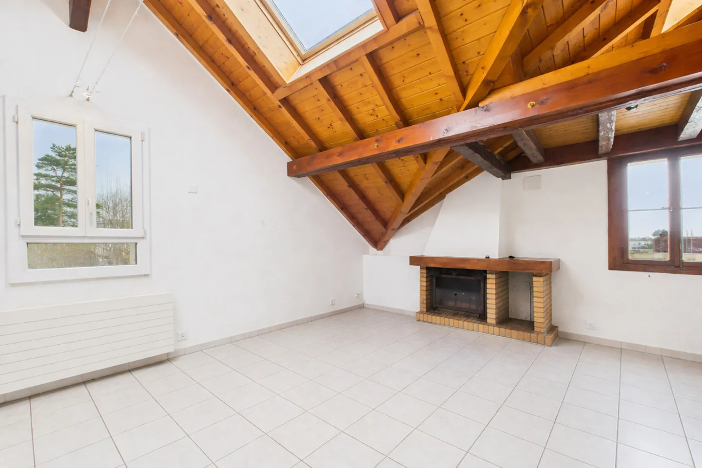 3,5-Zimmer-Wohnung mit sonnigem Balkon in Veyrier - Foto 4 von 10