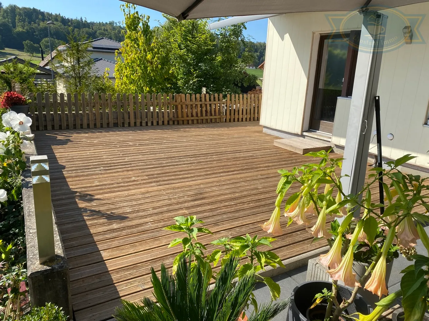Casa con grande giardino privato e terrazza a Coeuve - Foto 4 di 12