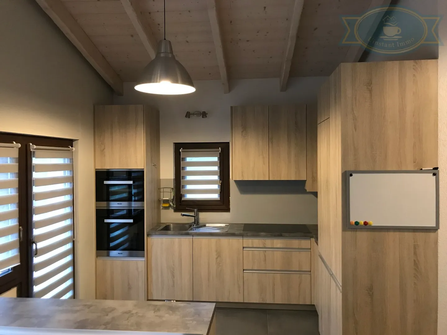 Casa con grande giardino privato e terrazza a Coeuve - Foto 5 di 12