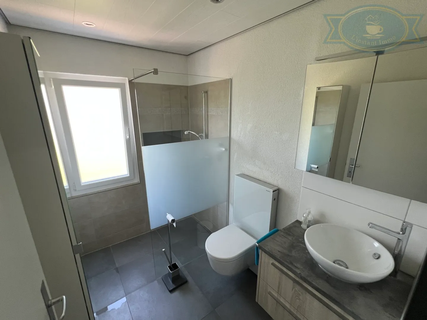 Casa con grande giardino privato e terrazza a Coeuve - Foto 6 di 12
