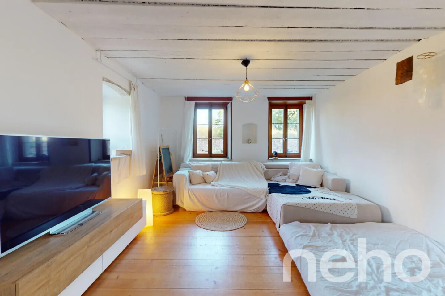 Appartamento di 4,5 stanze con giardino privato in un contesto bucolico - Foto 4 di 13