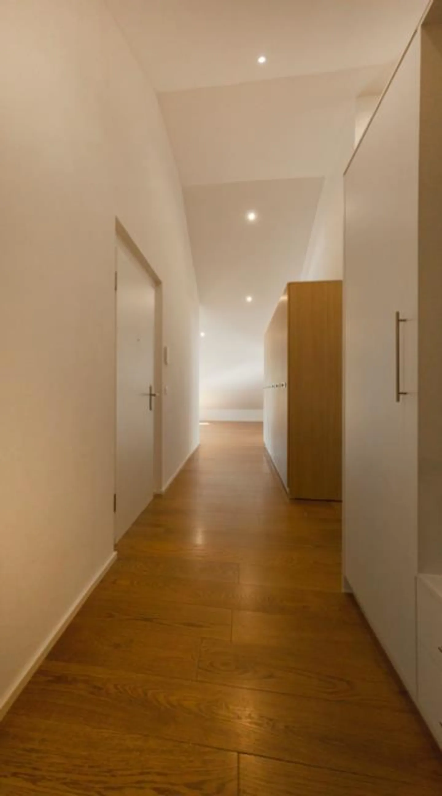 Hornussen / 5.5 Zimmer Dachgeschosswohnung rechts - Photo 9 sur 12