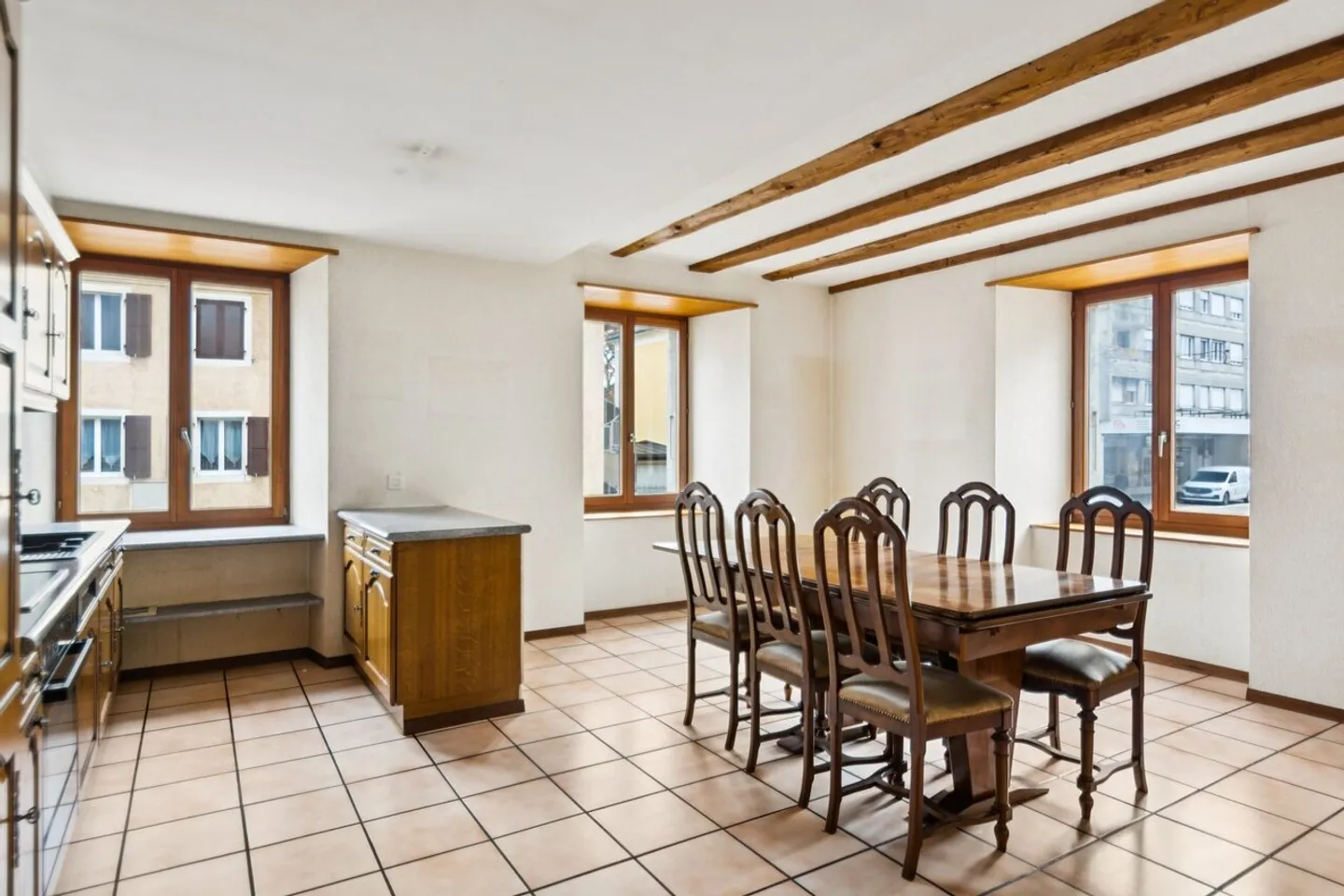 Appartement lumineux au rez-de-chaussée - Photo 3 sur 13