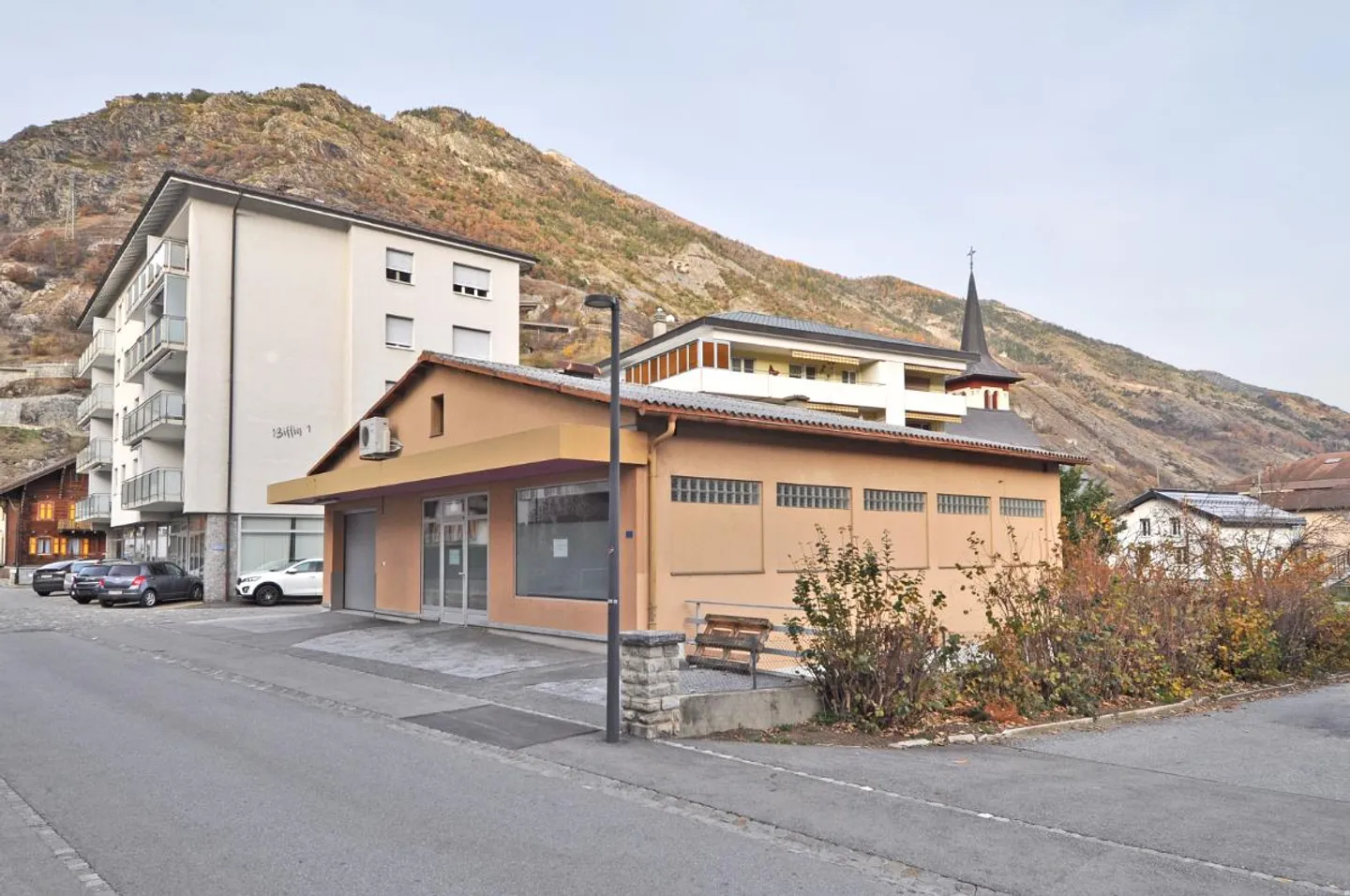 Steg - large commercial space for rent - Photo 1 of 1