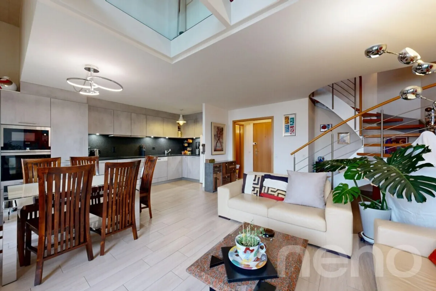 Superb attic apartment, 4.5 rooms, serenity in Choulex - Photo 2 of 13