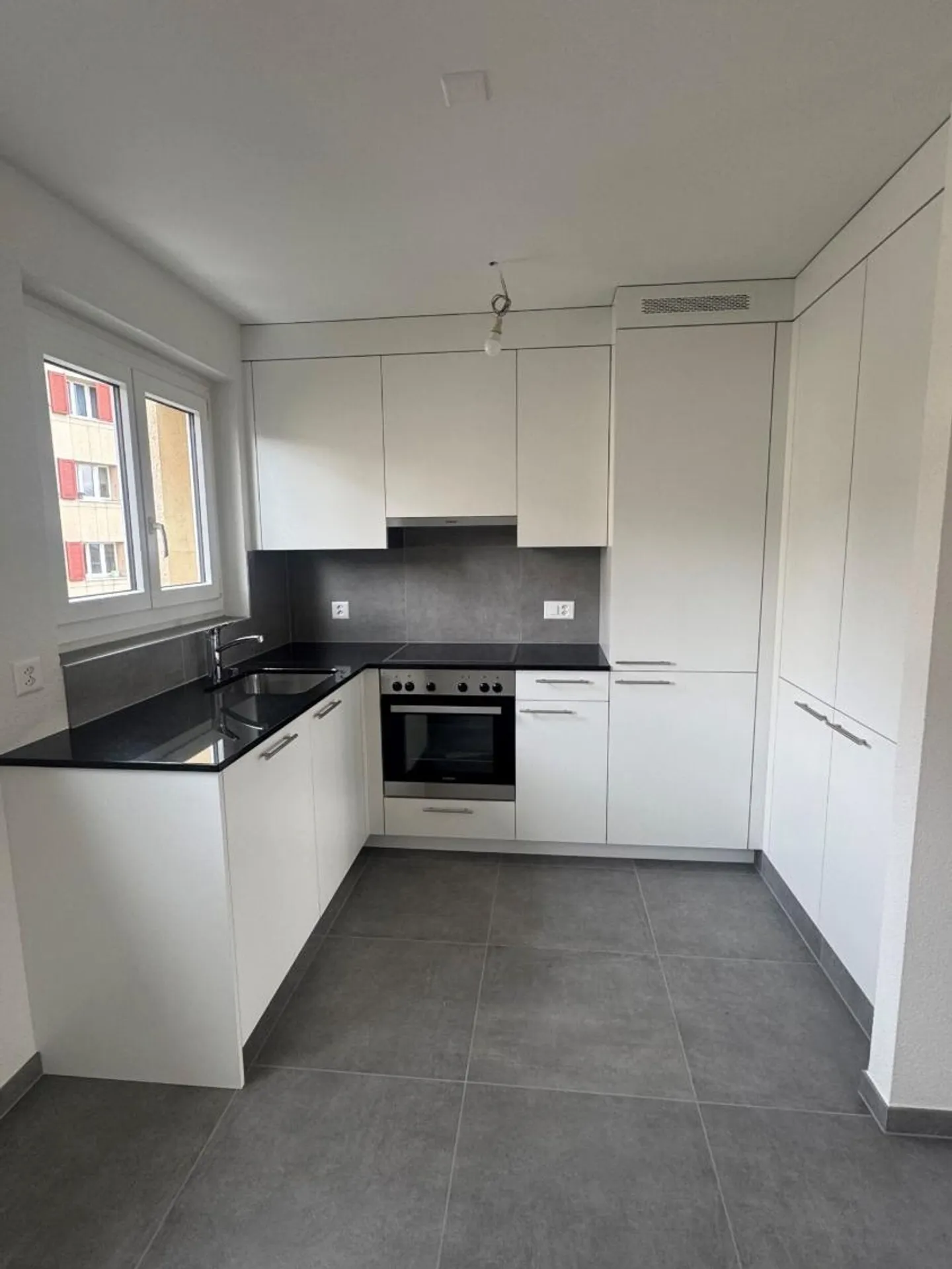 Vollständig renovierte 3-Zimmer-Wohnung - Foto 2 von 13