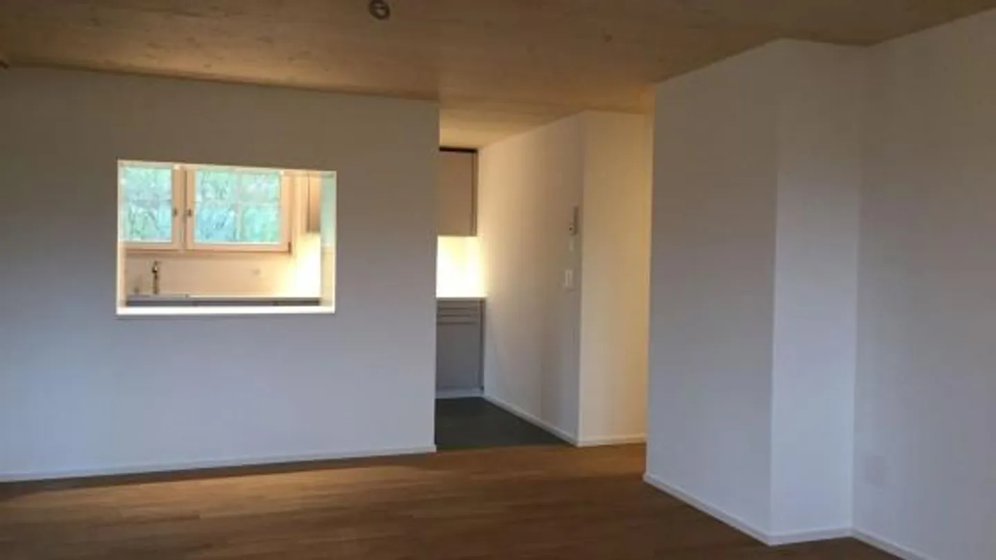 Appartamento moderno in una posizione tranquilla e a contatto con la natura con vista mozzafiato - Foto 3 di 5