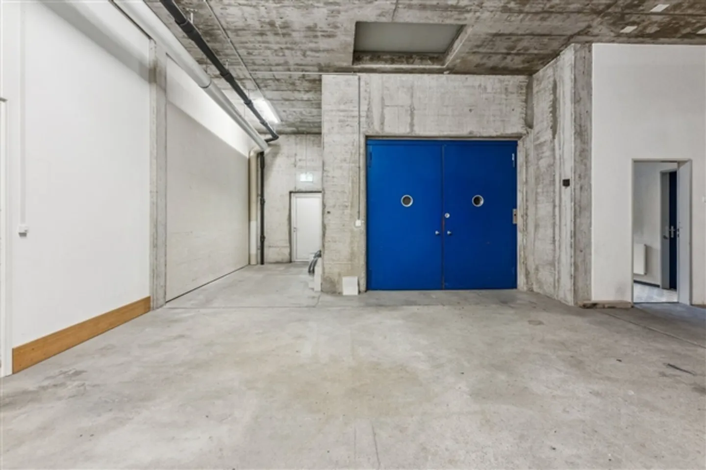 Ampio spazio di stoccaggio e studio nel quartiere industriale di Oberfeld - Foto 7 di 9