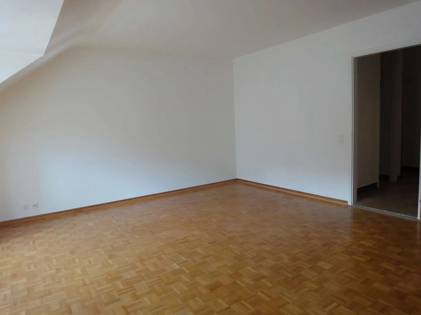 Helles Zimmer im beliebten St. Johanns-Quartier zu vermieten - Foto 2 von 4